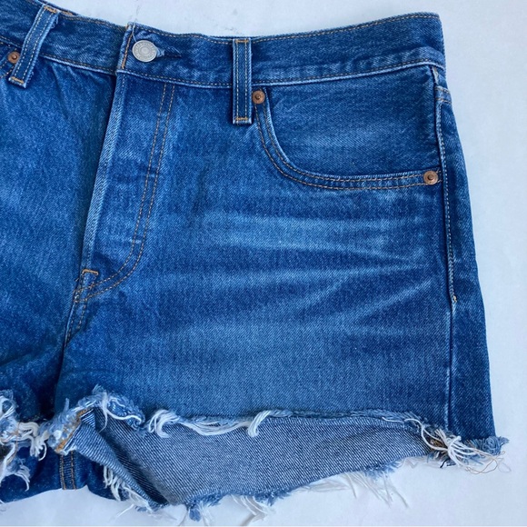 Levi’s 501 Premium Buttonfly Raw Hem Jean Shorts Size 29 - Picture 5 of 17